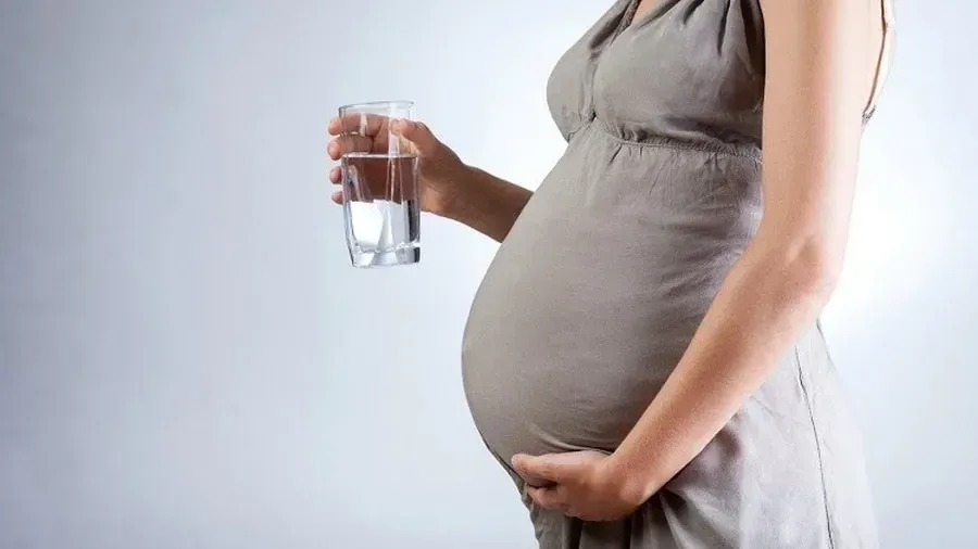 Bộ 39 hình ảnh rỉ ối giúp mẹ bầu nhận biết chuẩn xác · ảnh 1